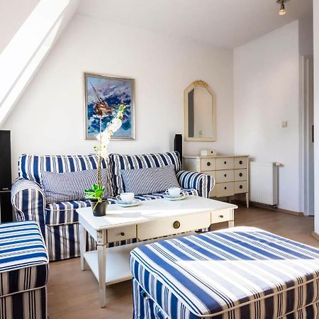 Vacationclub - Rezydencja Bursztyn Apartament 36 シフィノウイシチェ エクステリア 写真
